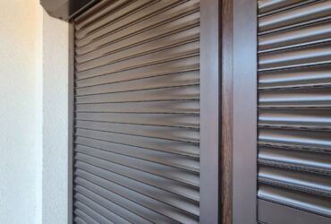 تركيب شتر نوافذ في جدة | شتر داخلي وخارجي مع عزل كامل وصيانة متكاملة 0501543950